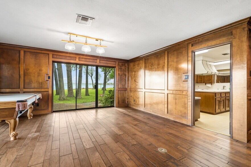 More Photos Of 5 Strawberry Ln, Montgomery Land For Sale