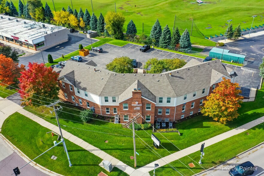 More Photos Of 1060 E Lake St, Hanover Park Office For Sale