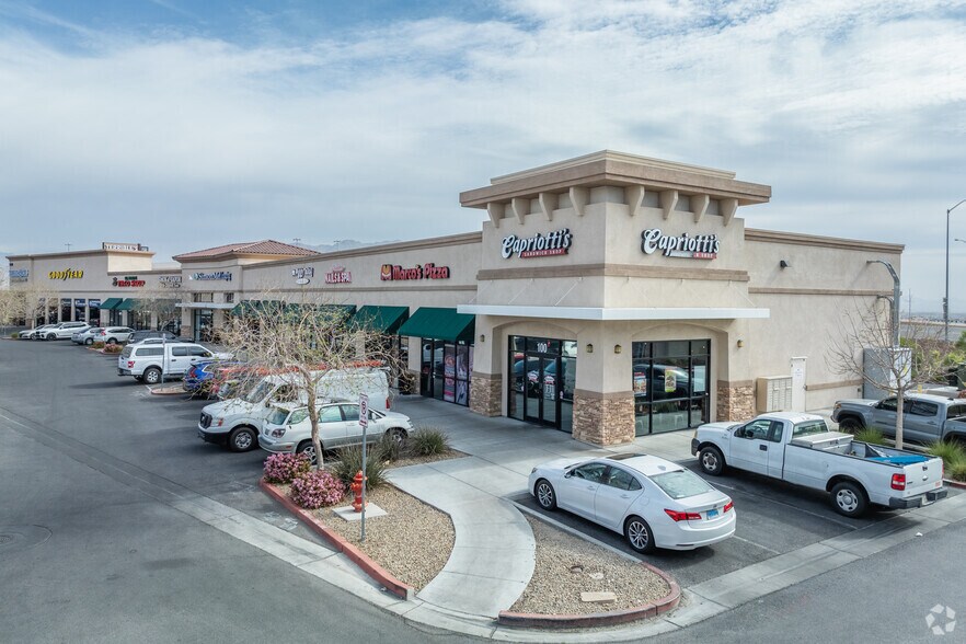 Primary Photo Of 7540 Oso Blanca Rd, Las Vegas Freestanding For Sale