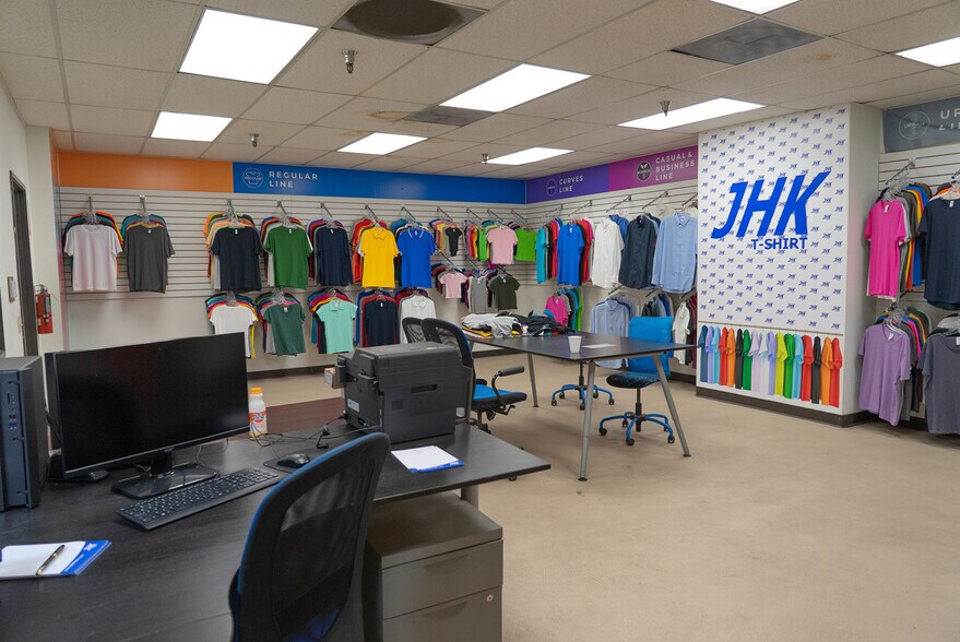 More Photos Of 4711 S Alameda St, Los Angeles Manufacturing For Lease