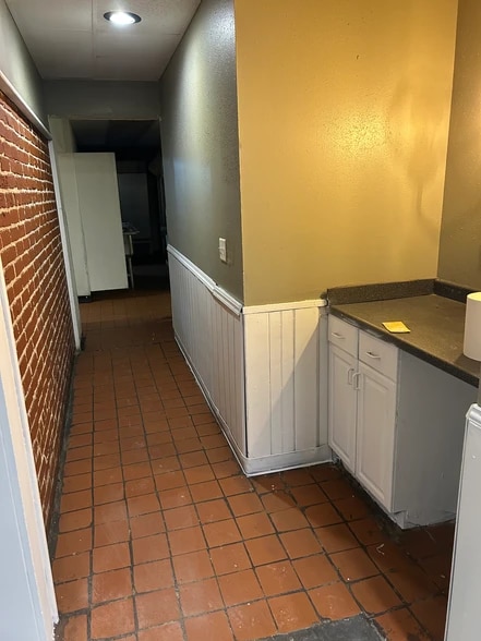 More Photos Of 321 N Main St, Hendersonville Restaurant For Lease