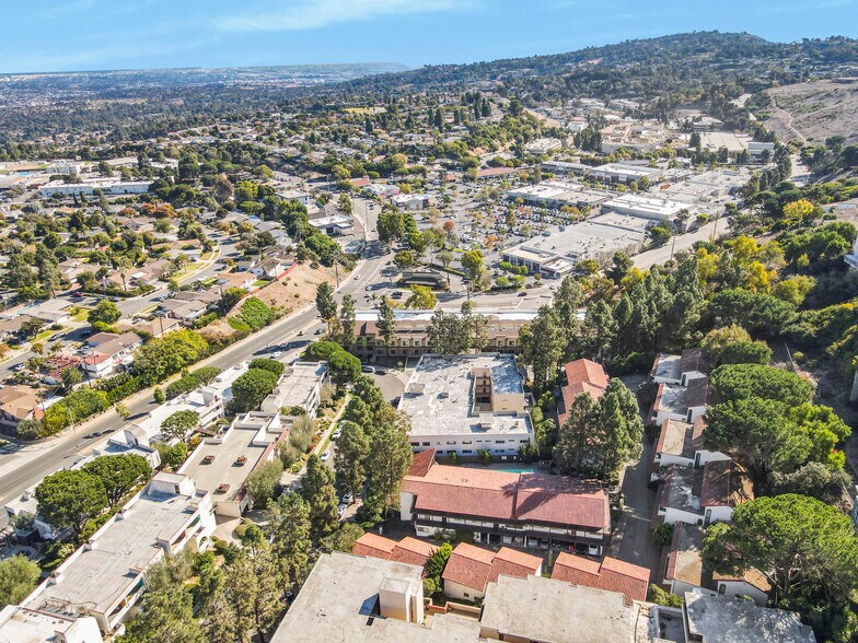 More Photos Of 5644 Ravenspur Dr, Rancho Palos Verdes Apartments For Sale