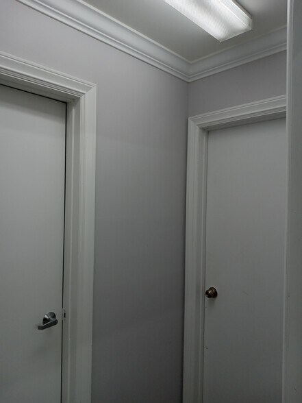 More Photos Of 13325 115th Ave, Surrey Light Manufacturing For Lease