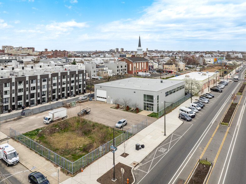 Primary Photo Of 1600-24 N American St, Philadelphia Warehouse For Lease