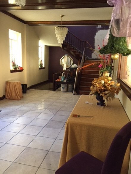More Photos Of 133 Van Brunt Blvd, Kansas City Religious Facility For Sale
