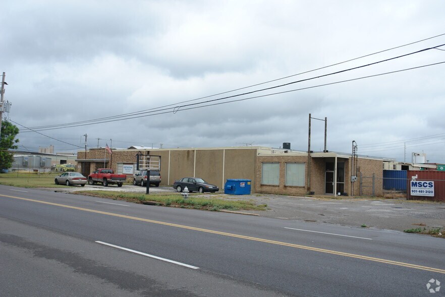 More Photos Of 1284-1286 Channel Ave, Memphis Warehouse For Sale