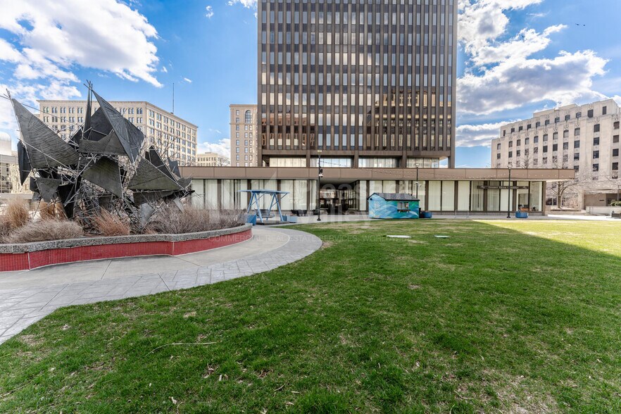 More Photos Of 1 Cascade Plz, Akron Office For Lease