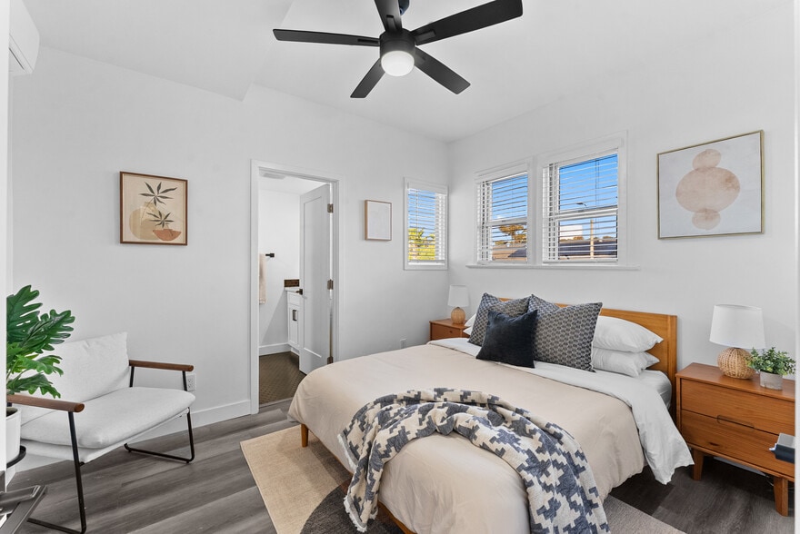 More Photos Of 832 Desty St, San Diego Apartments For Sale