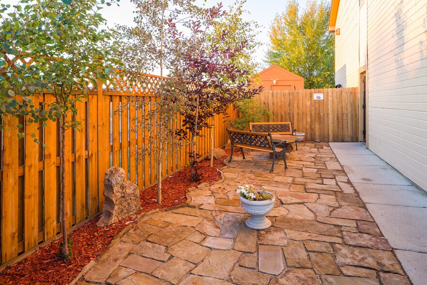 More Photos Of 1011 Rio Grande Ave, Gunnison Hotel For Sale