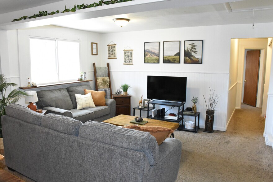 More Photos Of 25141 State St, Meadville Multifamily For Sale