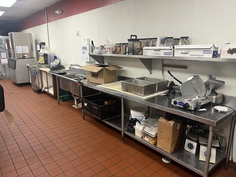 More Photos Of 107 W Coal Ave, Gallup Restaurant For Sale