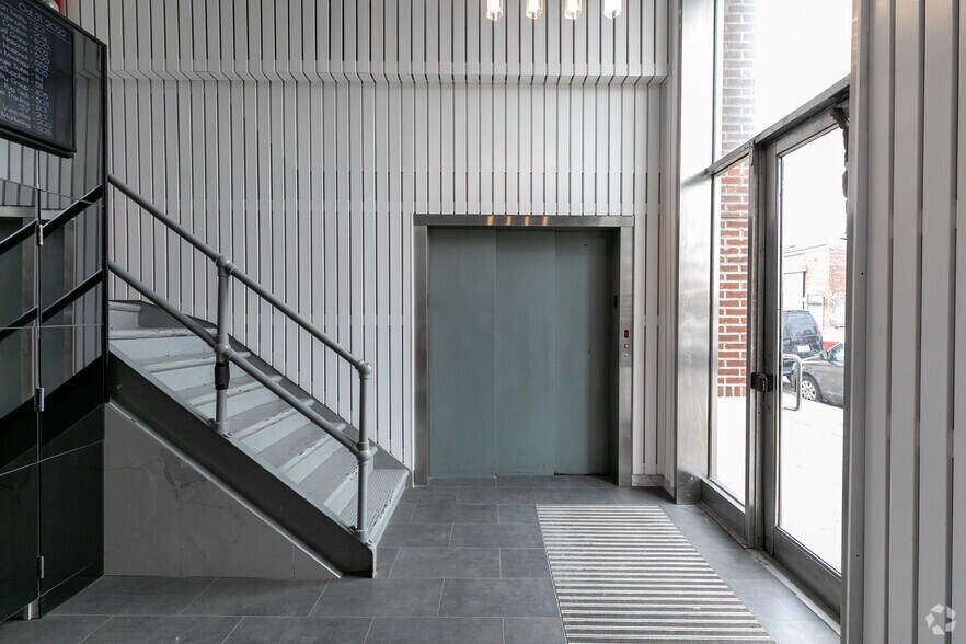 More Photos Of 47-09 30th St, Long Island City Light Manufacturing For Lease