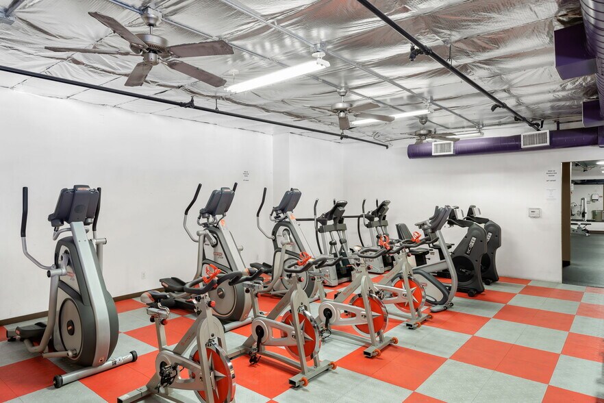 More Photos Of 12155 Palm Dr, Desert Hot Springs Health Club For Lease