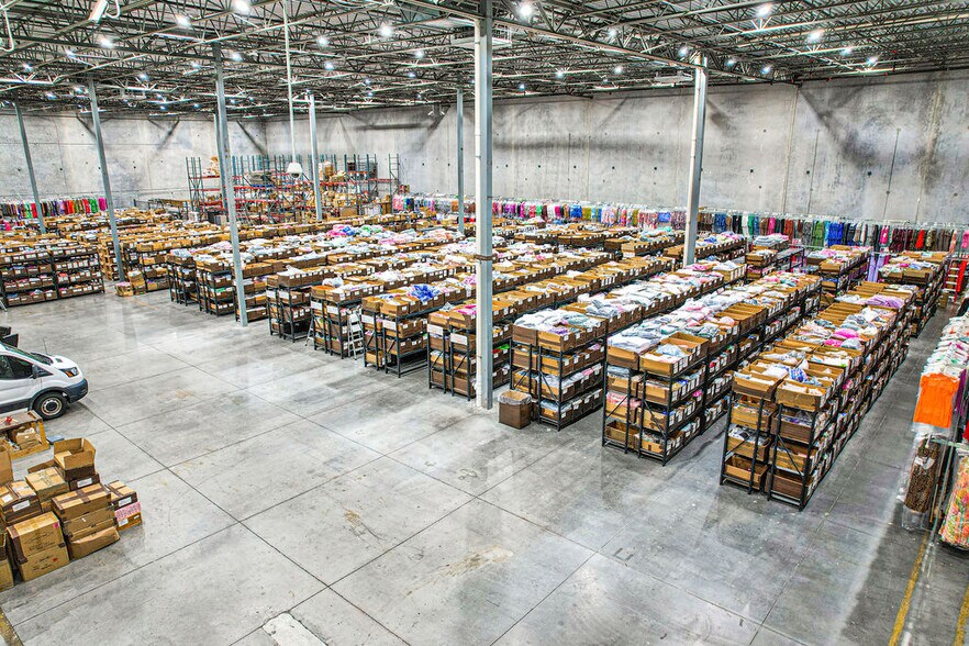 More Photos Of 9315 NW 112th Ave, Miami Warehouse For Sale