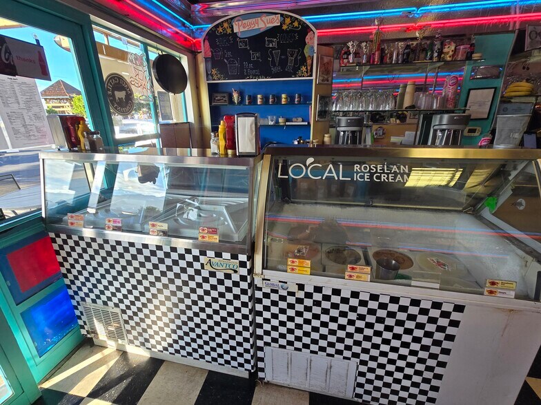 More Photos Of 1279 S Kihei Rd, Kihei Freestanding For Lease