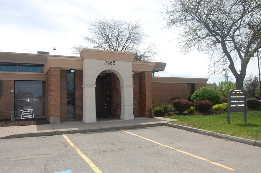 More Photos Of 2465 W Ridge Rd, Rochester Office For Lease