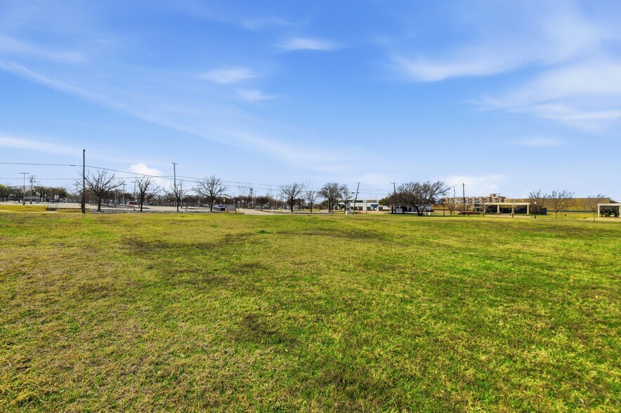 More Photos Of 4109 Industrial Street, Rowlett Land For Sale