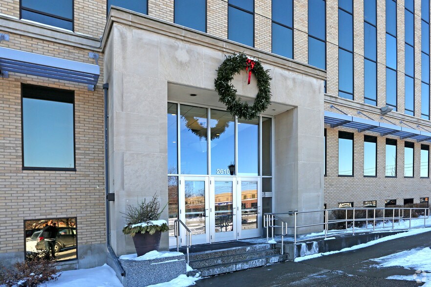 More Photos Of 2610 University Ave W, Saint Paul Office For Lease