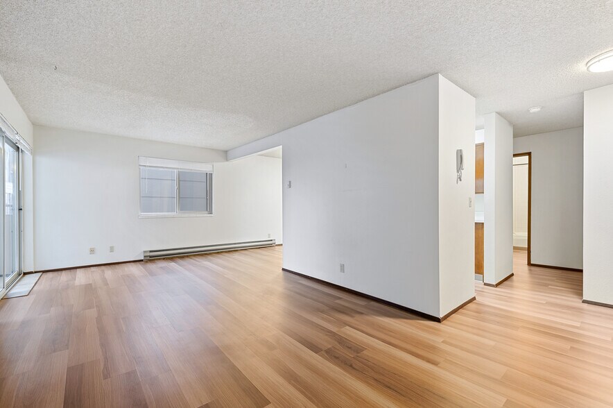 More Photos Of 2318 Yale Ave E, Seattle Apartments For Sale