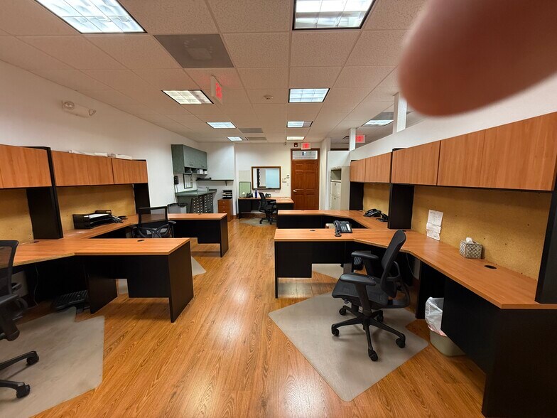 More Photos Of 5401 N University Dr, Coral Springs Medical For Sale