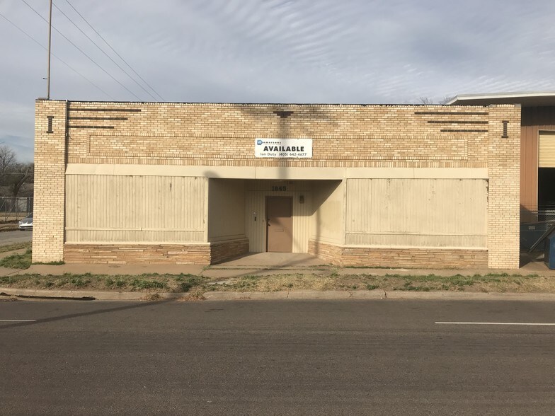 Primary Photo Of 1845 Linwood Blvd, Oklahoma City Storefront For Lease