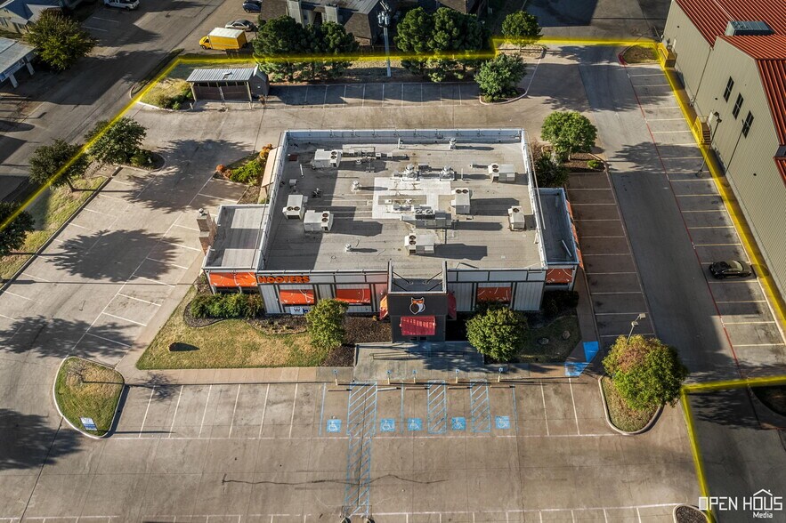 More Photos Of 3701 Call Field Rd, Wichita Falls Restaurant For Lease