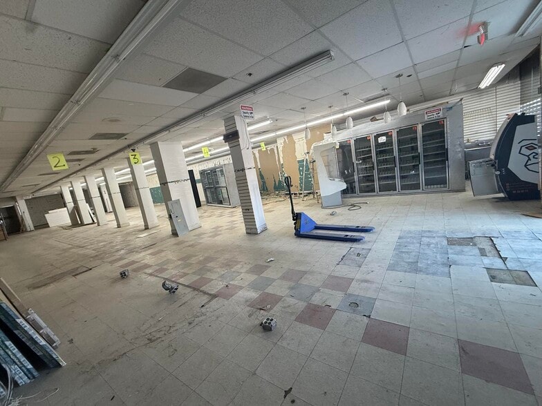 More Photos Of 10-20 Washington Ave, Irvington Storefront Retail Office For Lease