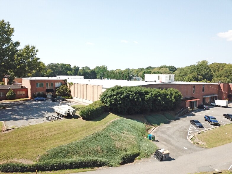 More Photos Of 1500 River Dr, Belmont Warehouse For Lease