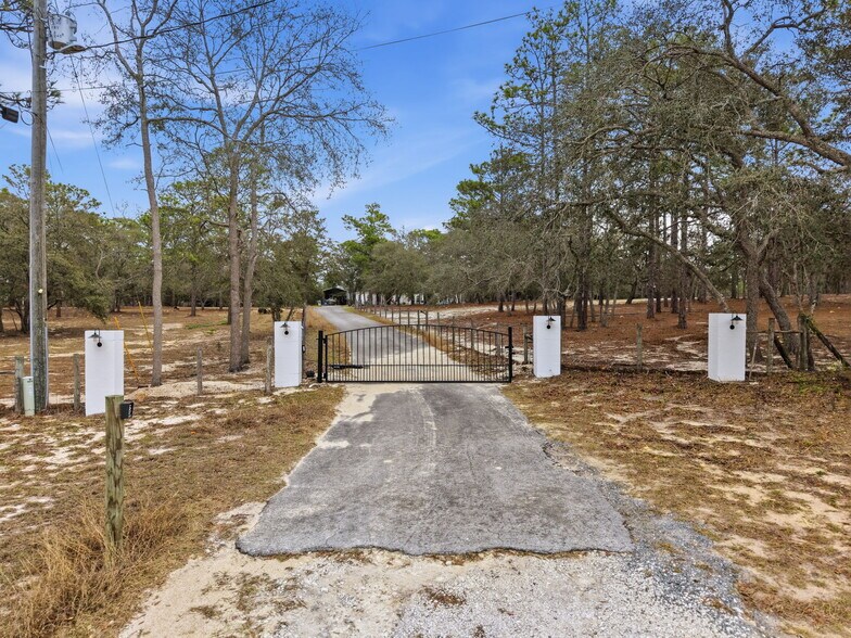 More Photos Of 12124 Squeeze Ave, Brooksville Land For Sale