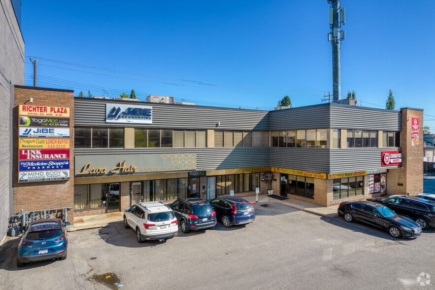 Primary Photo Of 2022-2032 33rd Ave SW, Calgary Storefront Retail Office For Lease