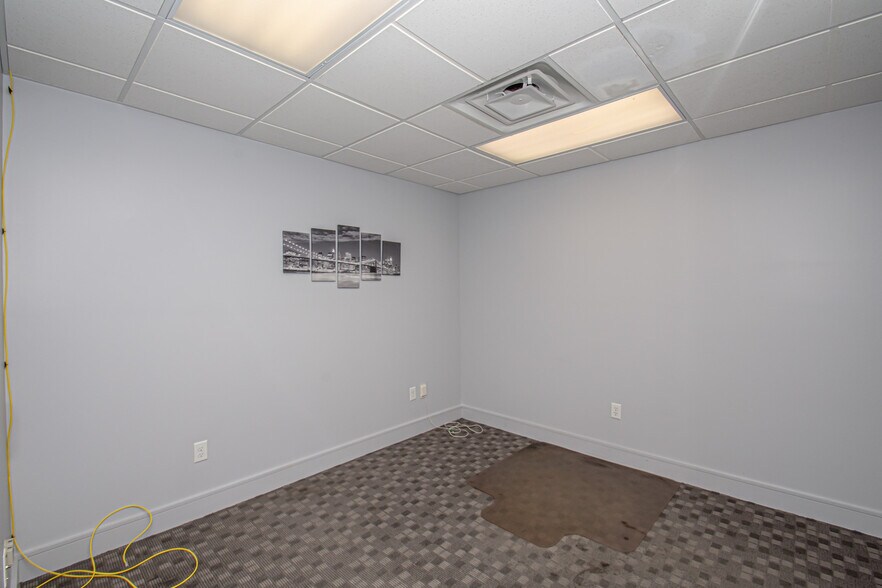 More Photos Of 212 E Court St, Sidney Office For Sale