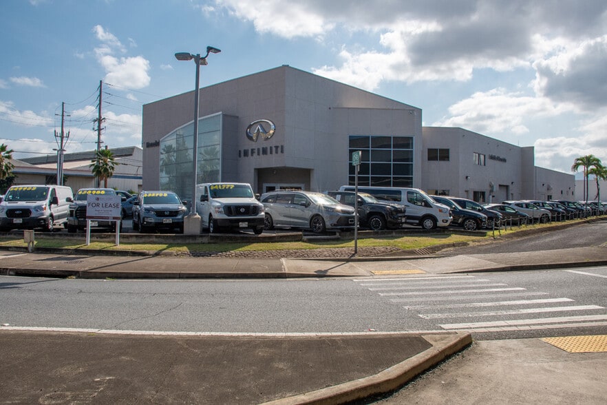 Primary Photo Of 2845 Kilihau St, Honolulu Showroom For Lease