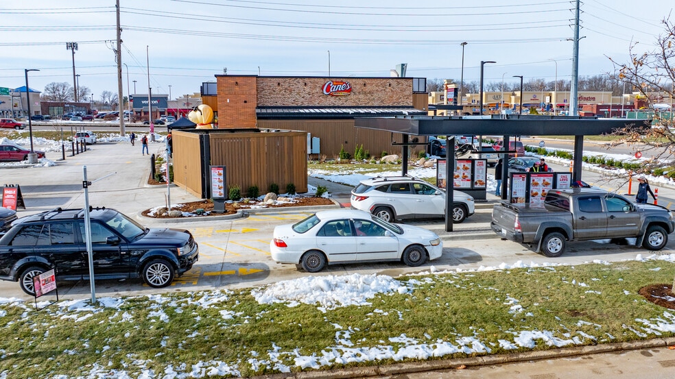 More Photos Of 4200 N Sterling Ave, Peoria Fast Food For Sale