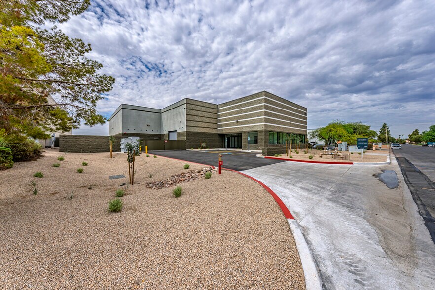 More Photos Of 315 E Comstock Dr, Chandler Warehouse For Sale