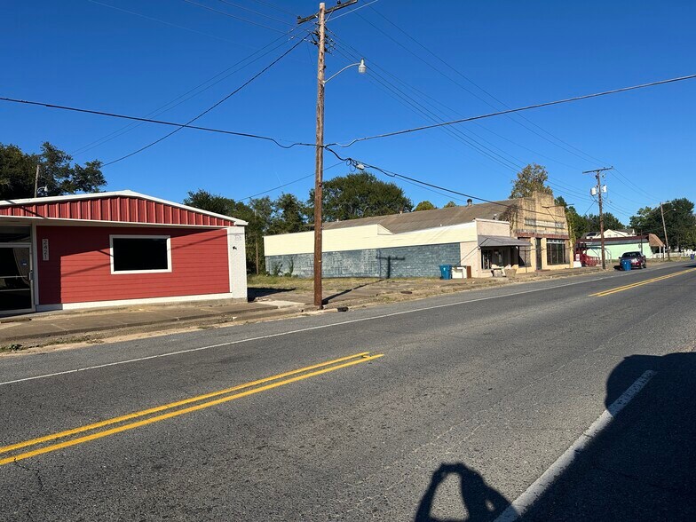 More Photos Of 2421 Mill St, Ringgold Freestanding For Sale