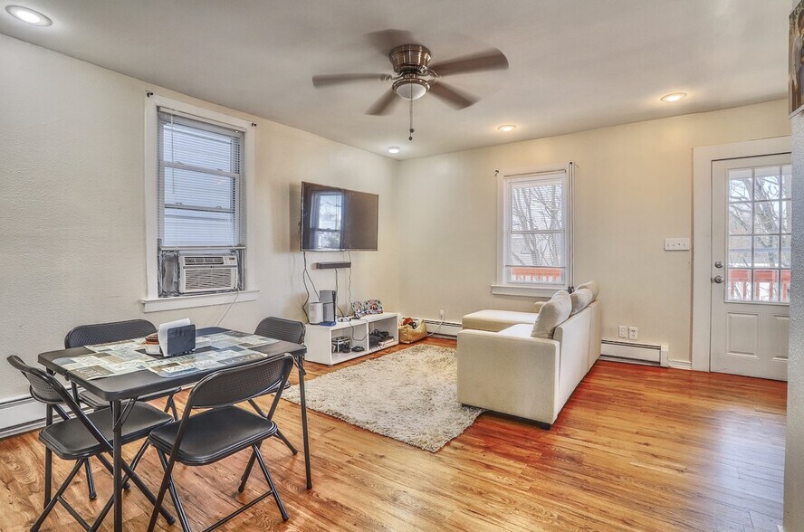 More Photos Of 71 Honiss St, Belleville Apartments For Sale