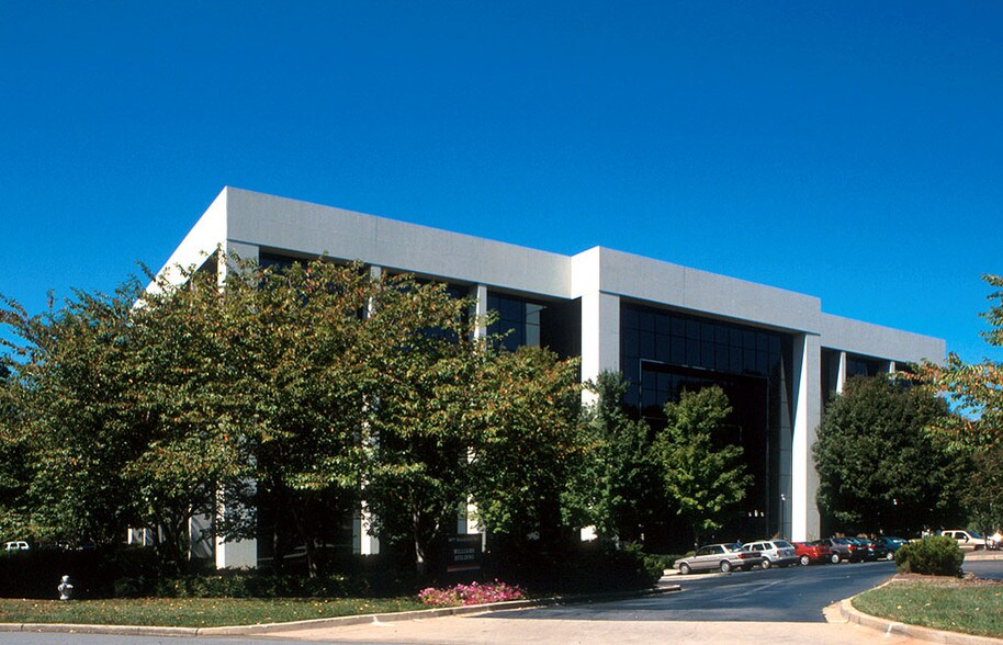 More Photos Of 2877 Brandywine Rd, Atlanta Office For Sale