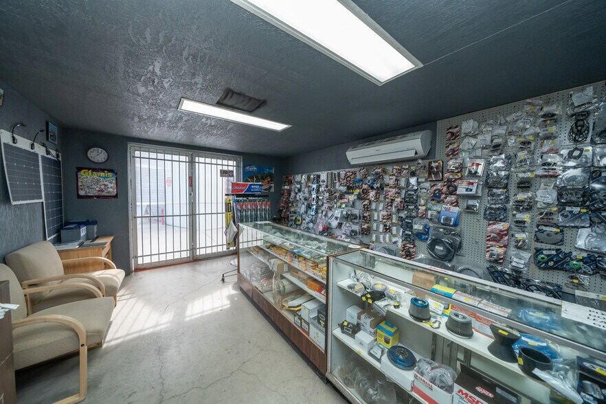More Photos Of 1020 S California Ave, Parker Industrial For Sale