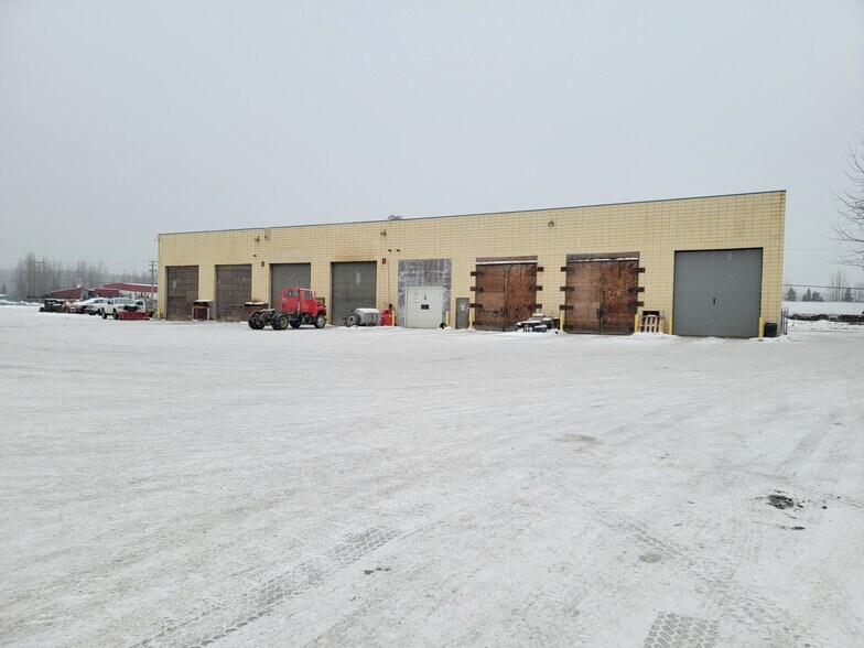 More Photos Of 9410 Milwaukee Way, Prince George Distribution For Lease