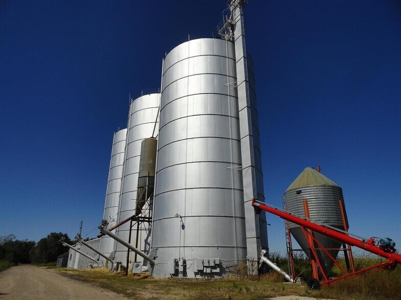 More Photos Of 6100 39th Street, Kearney Specialty For Sale