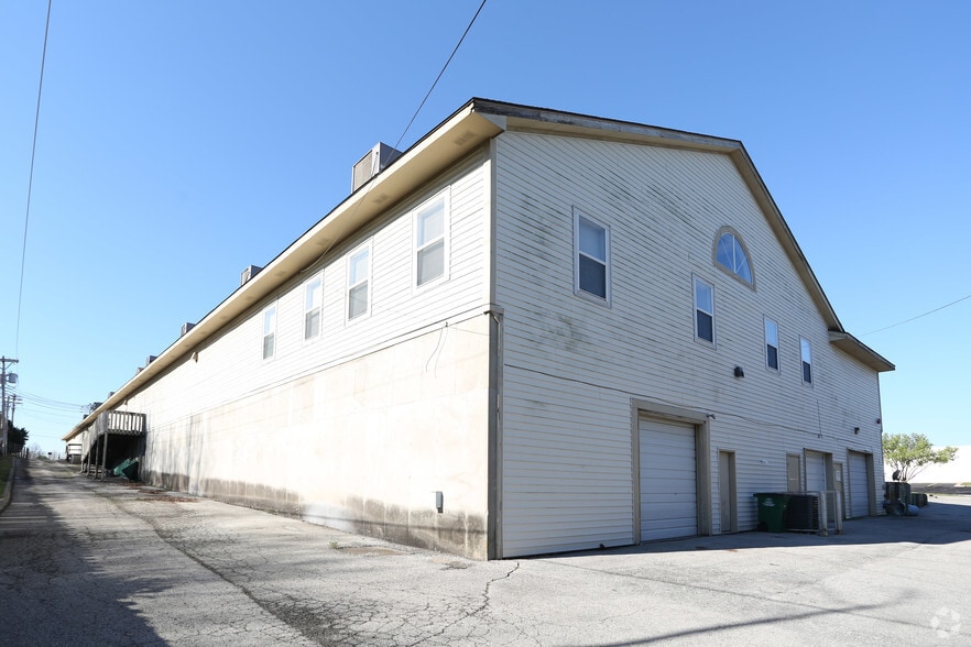 More Photos Of 4621 Shrank Dr, Independence General Retail For Lease