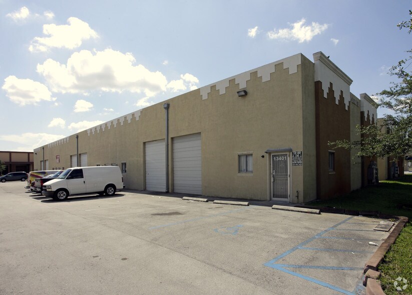More Photos Of 13401-13431 NW 47th Ave, Opa-locka Warehouse For Sale