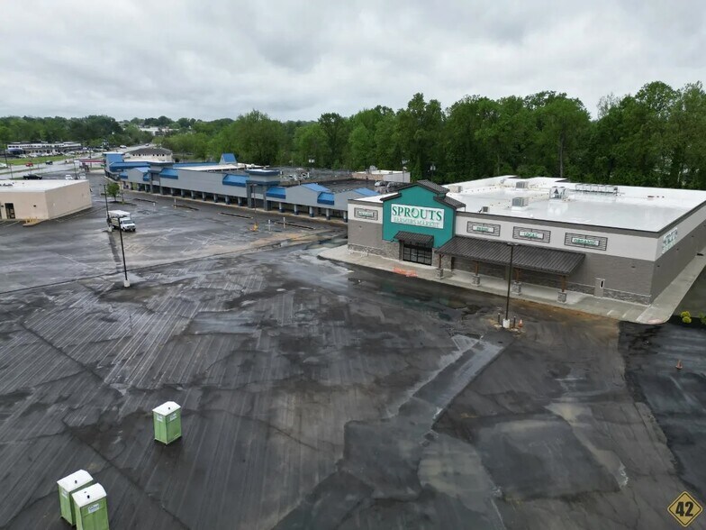 Primary Photo Of 875 Mantua Pike, Deptford Unknown For Lease