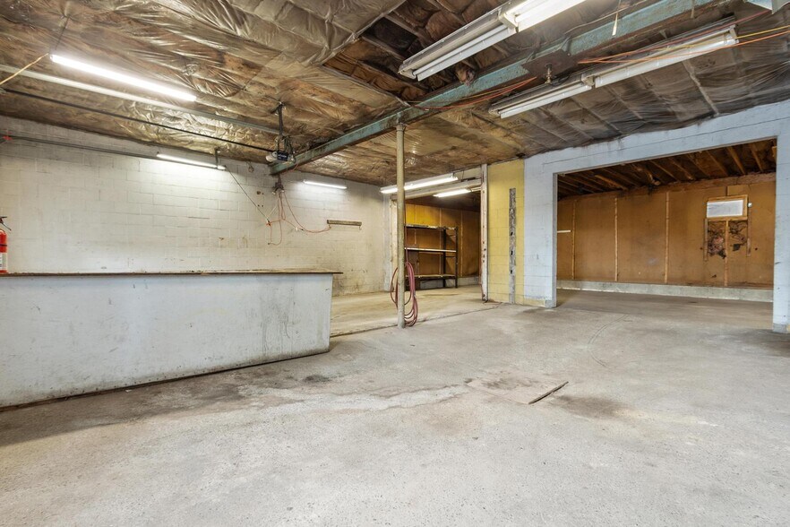 More Photos Of 181 E Main St, Orange Storefront Retail Office For Sale