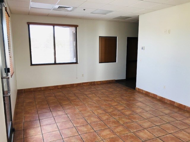 More Photos Of 5000 E Mediterranean Dr, Sierra Vista Office For Lease