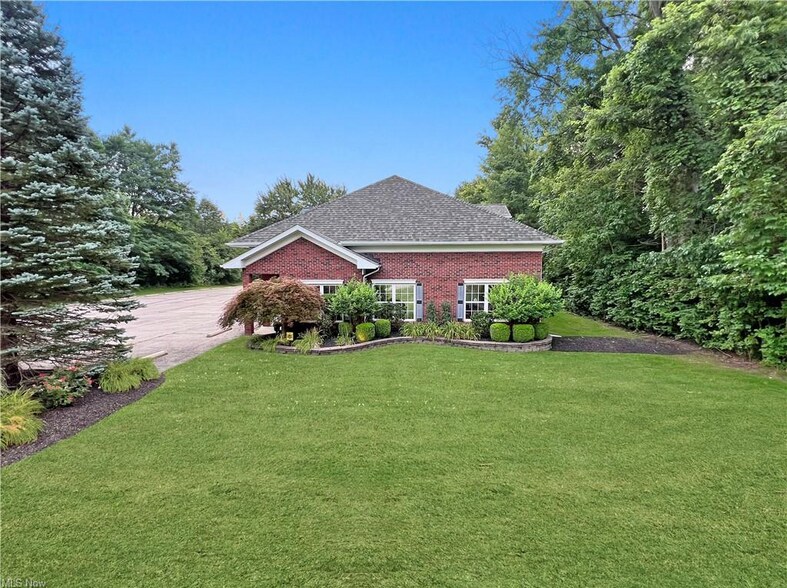More Photos Of 3375 Blackmore Rd, Perry Light Manufacturing For Sale