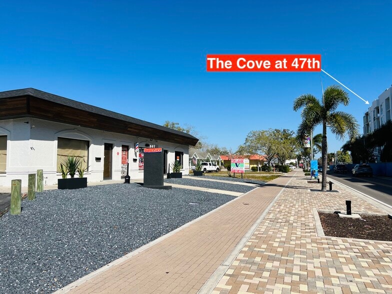 More Photos Of 861 SE 47th Ter, Cape Coral Freestanding For Lease