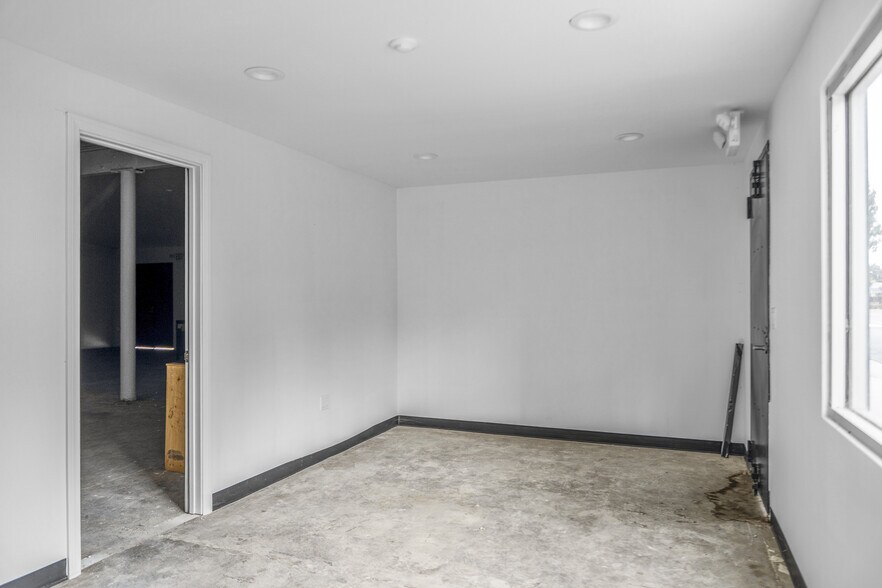 More Photos Of 7950 Garfield Ave, Bell Gardens Warehouse For Sale