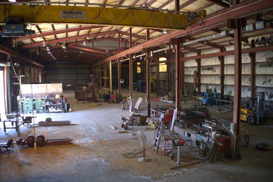 More Photos Of 332 Martin St, Houston Manufacturing For Lease