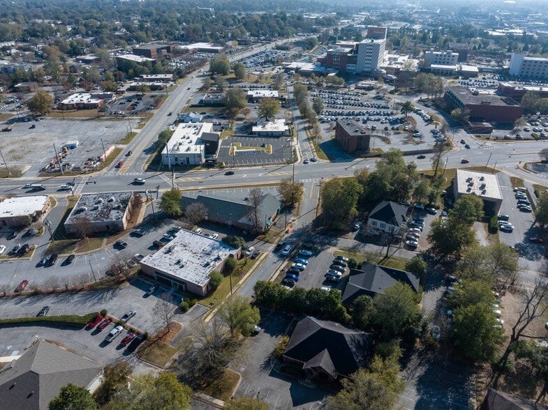 More Photos Of 2100 North Ave, Columbus Office For Sale